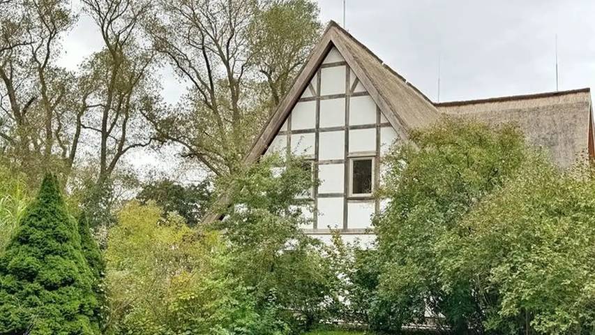 Ferienhaus für 4 Personen, mit Terrasse und Garten sowie Sauna in Altenkirchen - 2