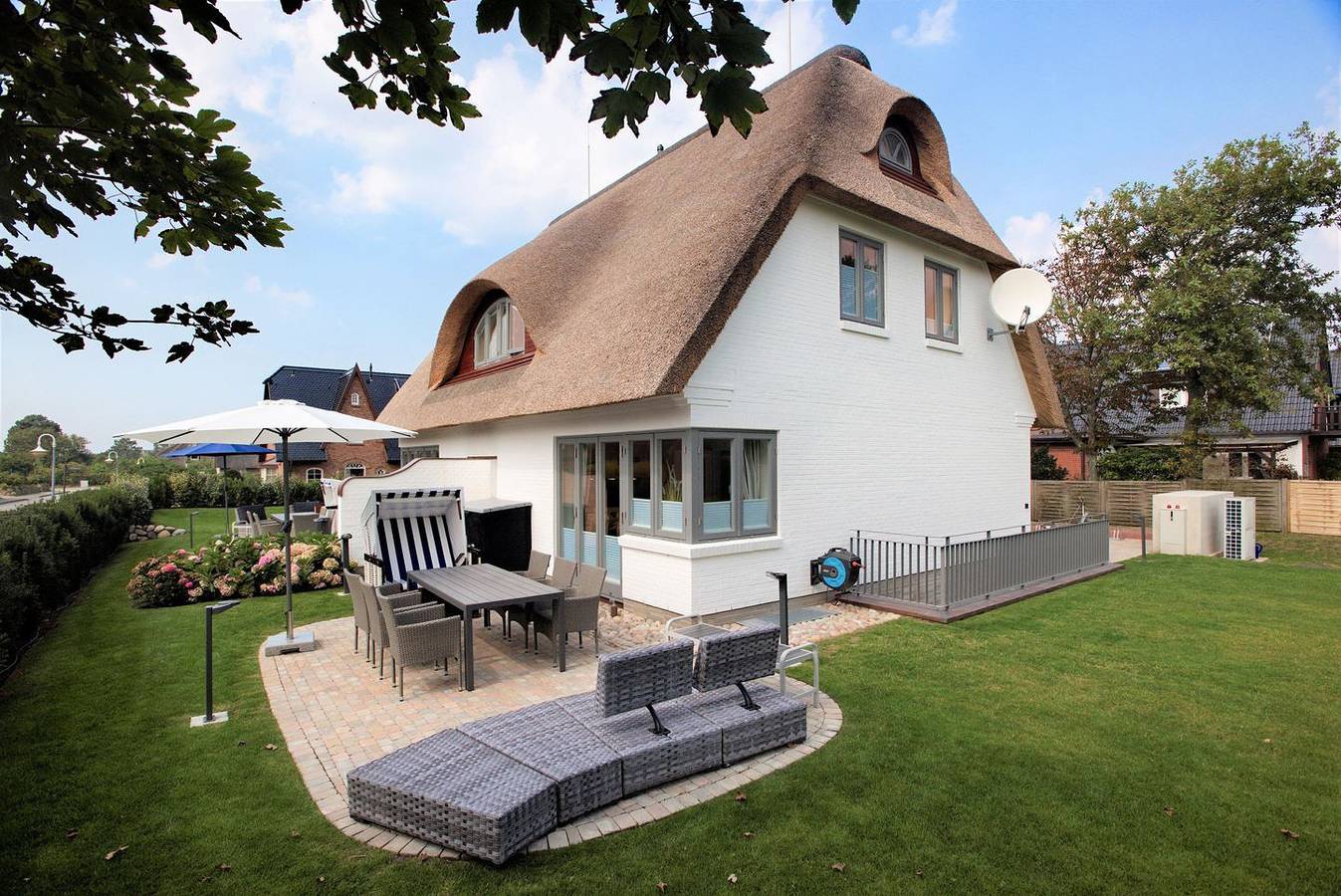 Ganze Wohnung, Unser exklusives Witthüs A bietet Platz für bis zu 6 Personen. in Wenningstedt, Sylt