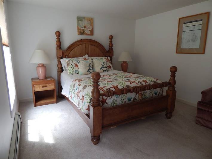 Vacation rental for 12 people, with terrace and yard in Acadia National Park