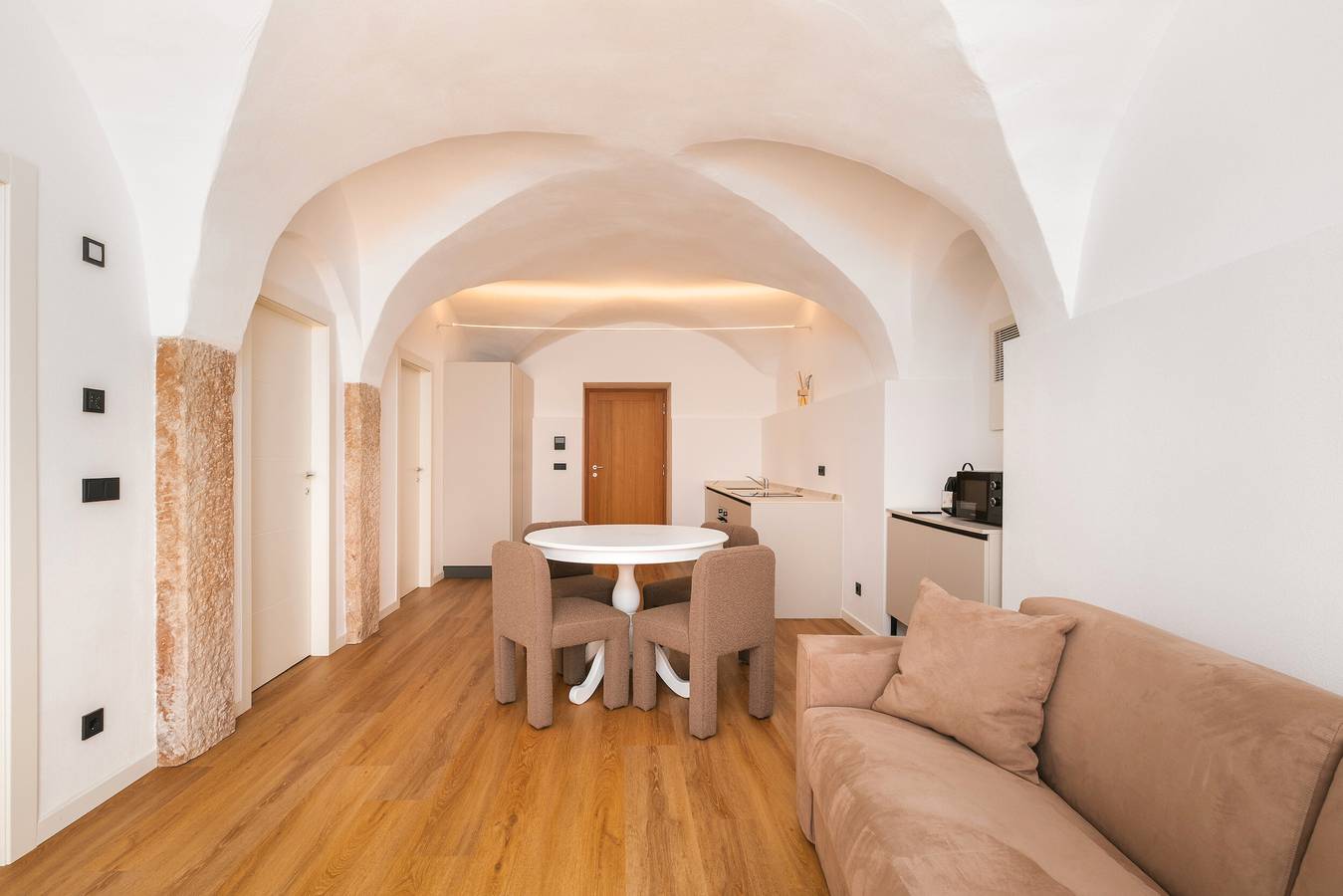 Ganze Wohnung, Apartment 'Maso Renner 1' mit Bergblick, Wlan und Klimaanlage in Leifers, Südtirol