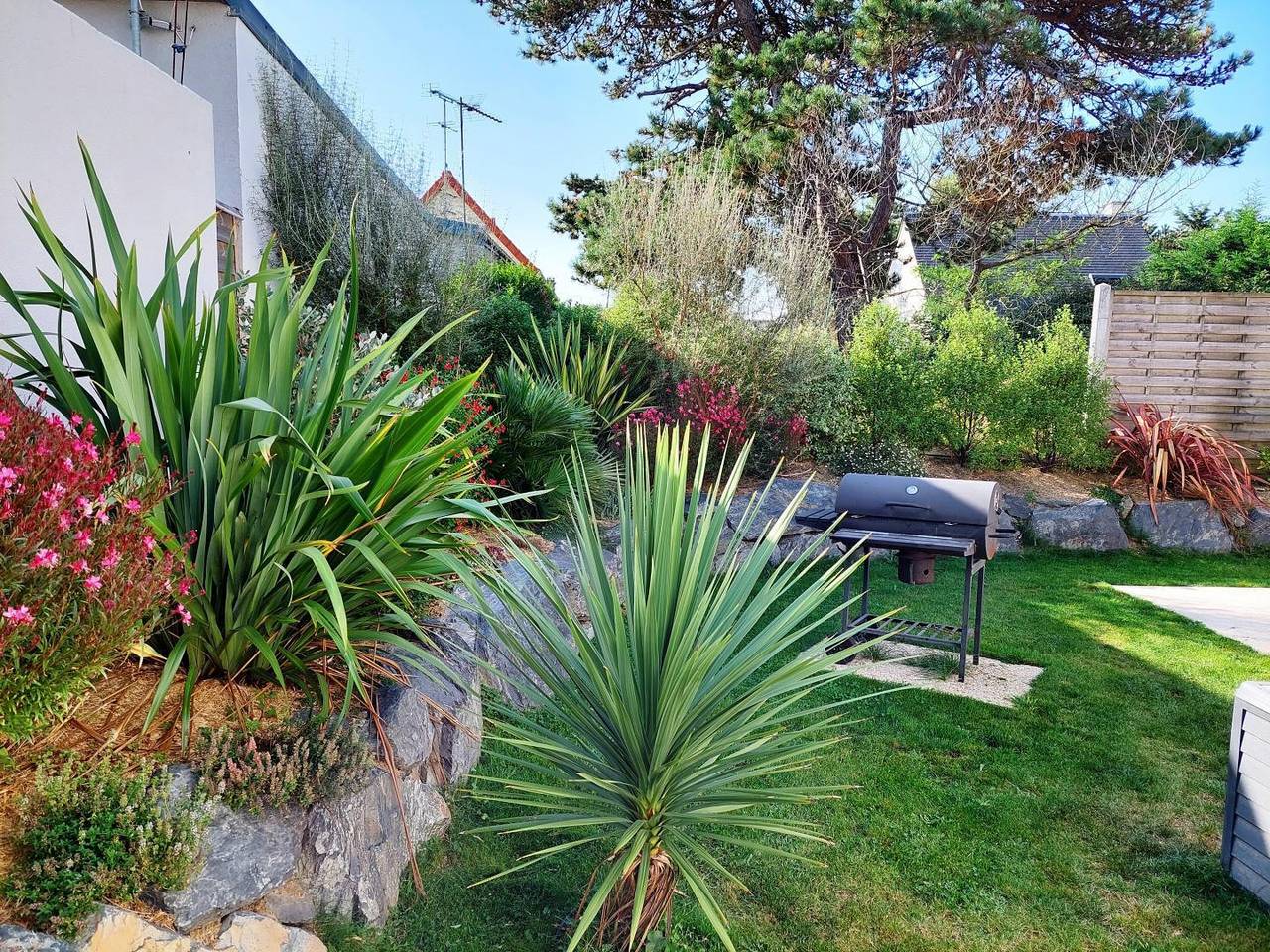 Gîte für 6 Personen mit Terrasse in Hauteville-sur-Mer, Coutances und Umgebung