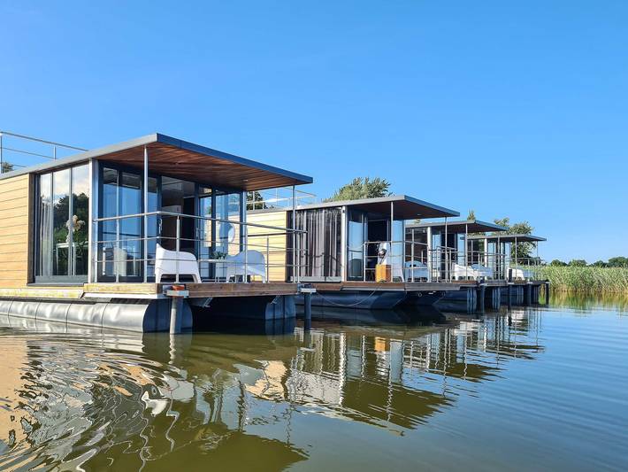 Hausboot für 2 Personen, mit Terrasse
