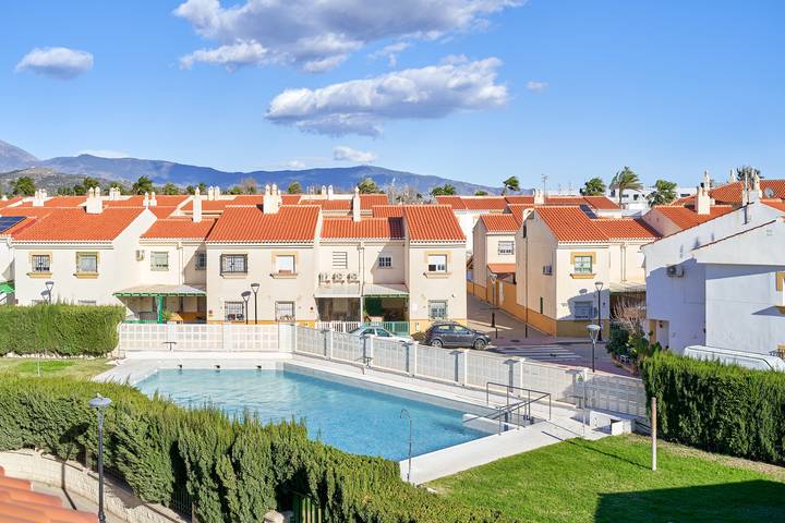 Ferienwohnung für 5 Personen, mit Balkon und Kinderpool in Salobreña - 3