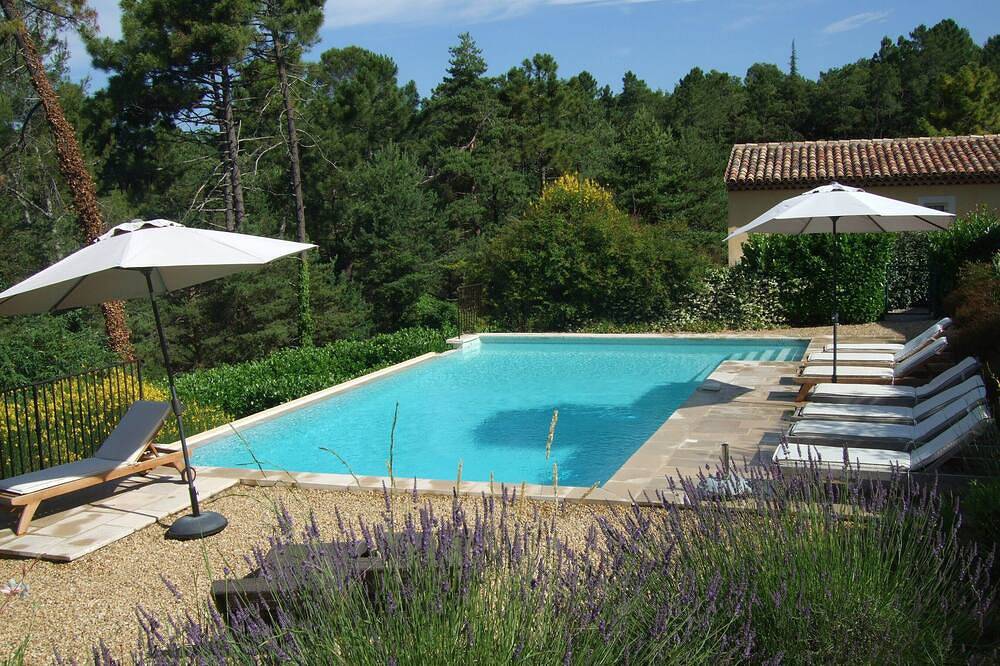 Appartement entier, Montauroux 30Mn De Cannes Appartement Climatise Terrasse Jardin Privatif Piscine in Montauroux, Côte méditerranéenne (France)