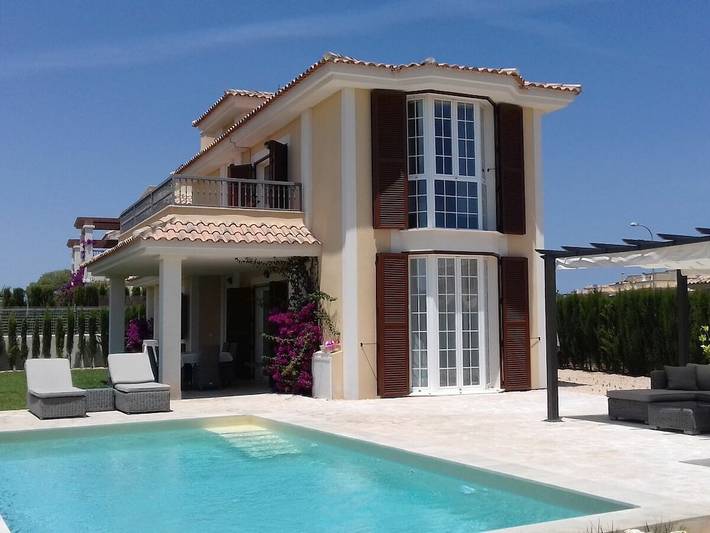 Ferienhaus für 6 Personen, mit Whirlpool und Terrasse sowie Garten und Pool in Cala Murada