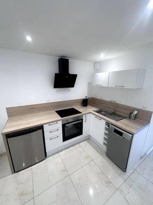 Gîte pour 4 personnes, avec terrasse à Bourgoin-Jallieu - 4