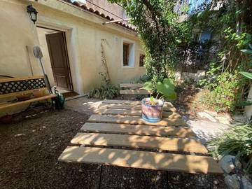 Gîte pour 2 personnes, animaux acceptés dans Gare D Aix En Provence Ville