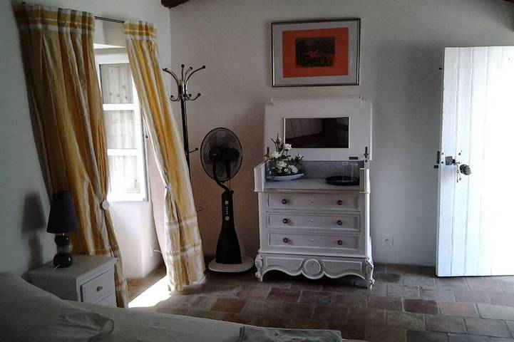 Chambre d’hôte pour 2 personnes à Rousson - 3