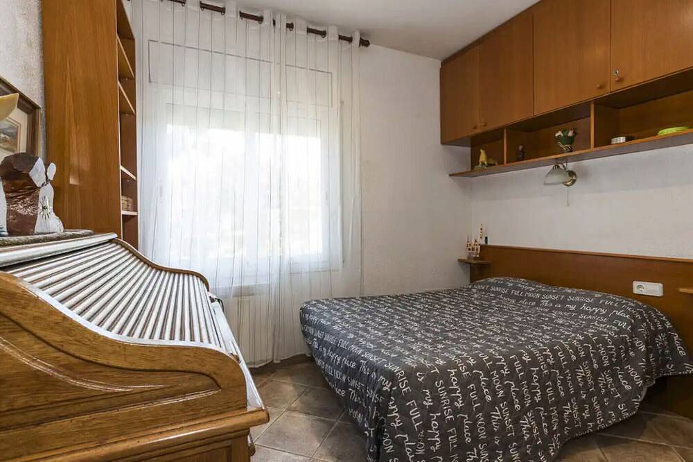 Traditional Elegance 1km to beach in Cunit, Costa Dorada