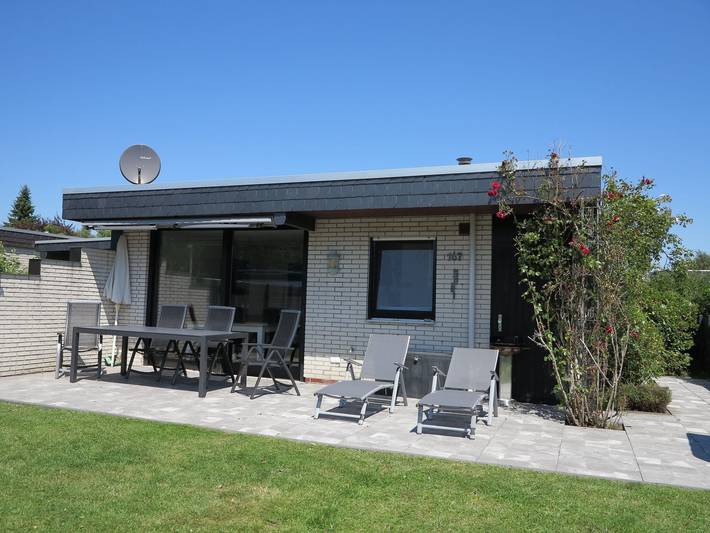 Ferienwohnung für 4 Personen, mit Terrasse und Garten sowie Sauna und Ausblick am Jadebusen