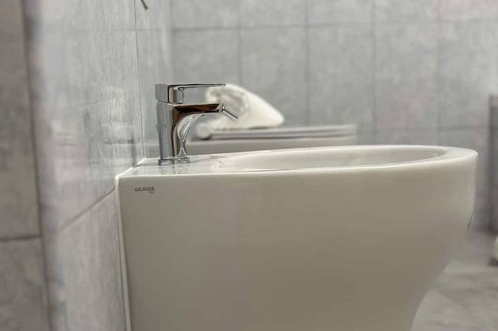 Appartement entier, Roma New Villa 3 Rooms With Garden & Parking in Rome, Province de Rome