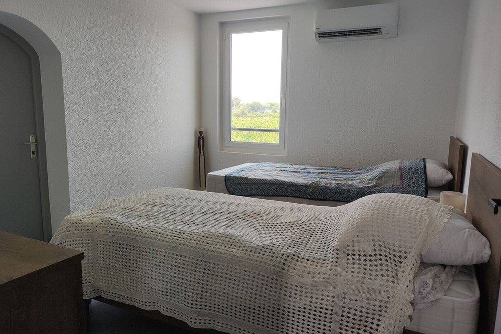 Ganze Wohnung, Renovierte Wohnung mit Klimaanlage, Pool, Wlan und Parkplatz in Palau-del-Vidre in La Côte Vermeille, Palau-del-Vidre