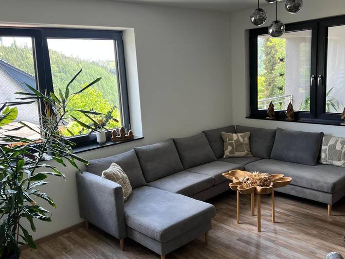 Ferienwohnung für 6 Personen, mit Balkon und Terrasse sowie Ausblick in Lauscha - 4