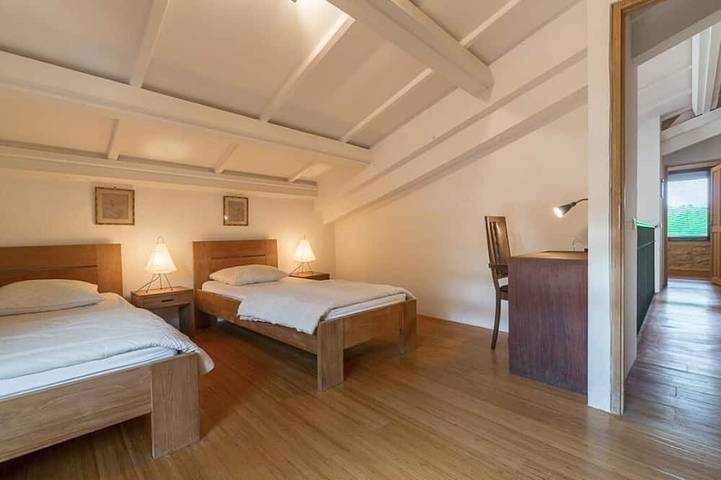 Location de vacances pour 20 personnes, avec terrasse et jardin à Ampus - 3