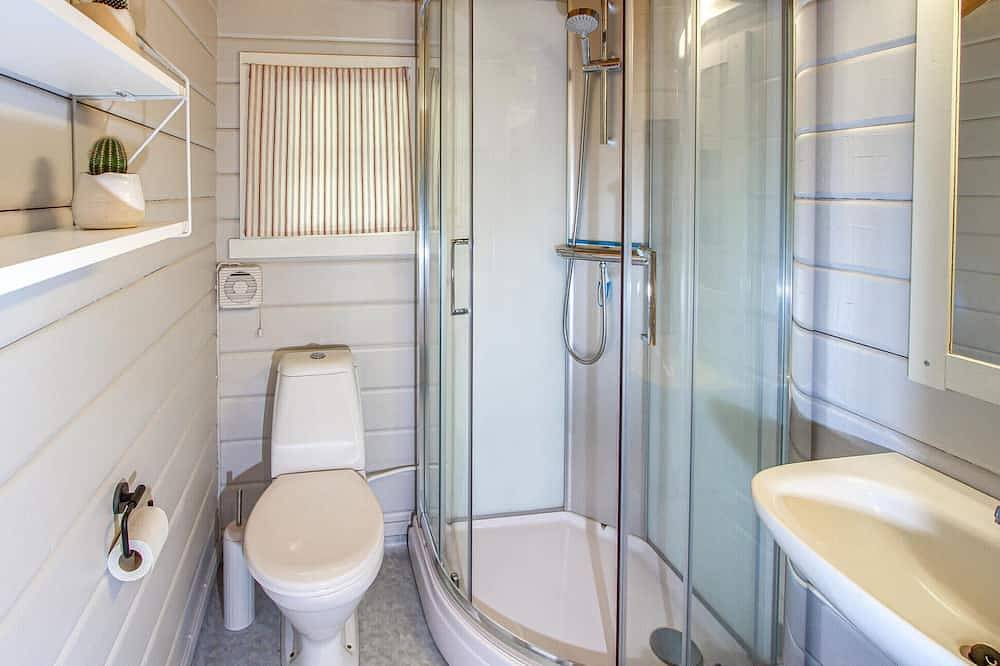 2 bedroom cozy home in Eikesdal in Nesset, Norra Fjordnorge