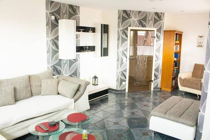 Ferienwohnung für 6 Personen, mit Balkon und Terrasse sowie Garten in Telgte
