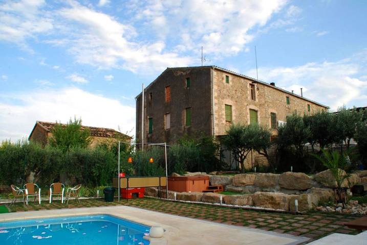 Maison d’hôte pour 3 personnes, avec Terrasse ainsi que Jardin et Piscine dans Bages