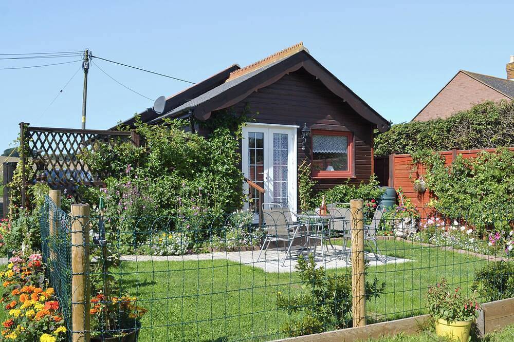 Daisy's Cottage Annexe in Niton and Whitwell, Isle of Wight