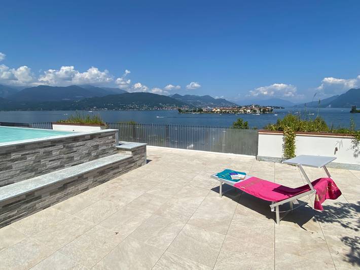 Appartement entier, Mylago Apartment with pool and lake view in Baveno, Comune di Baveno