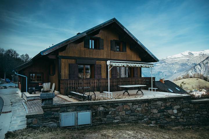 Gîte pour 10 personnes, avec balcon et jardin à Montricher-Albanne - 2