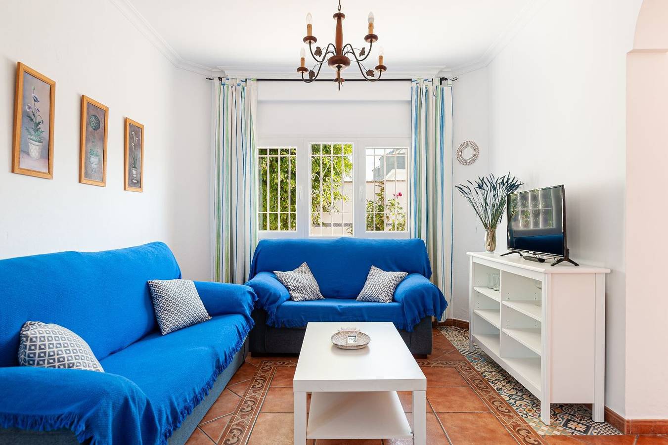 Casa de vacaciones "Chalet Fuentes 4 con piscina común Familia" con piscina compartida y Wi-Fi in Conil de la Frontera, Costa de la Luz