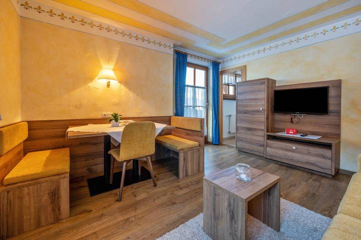 Gîte pour 3 personnes, avec balcon et jardin, animaux acceptés à Dobbiaco - 4