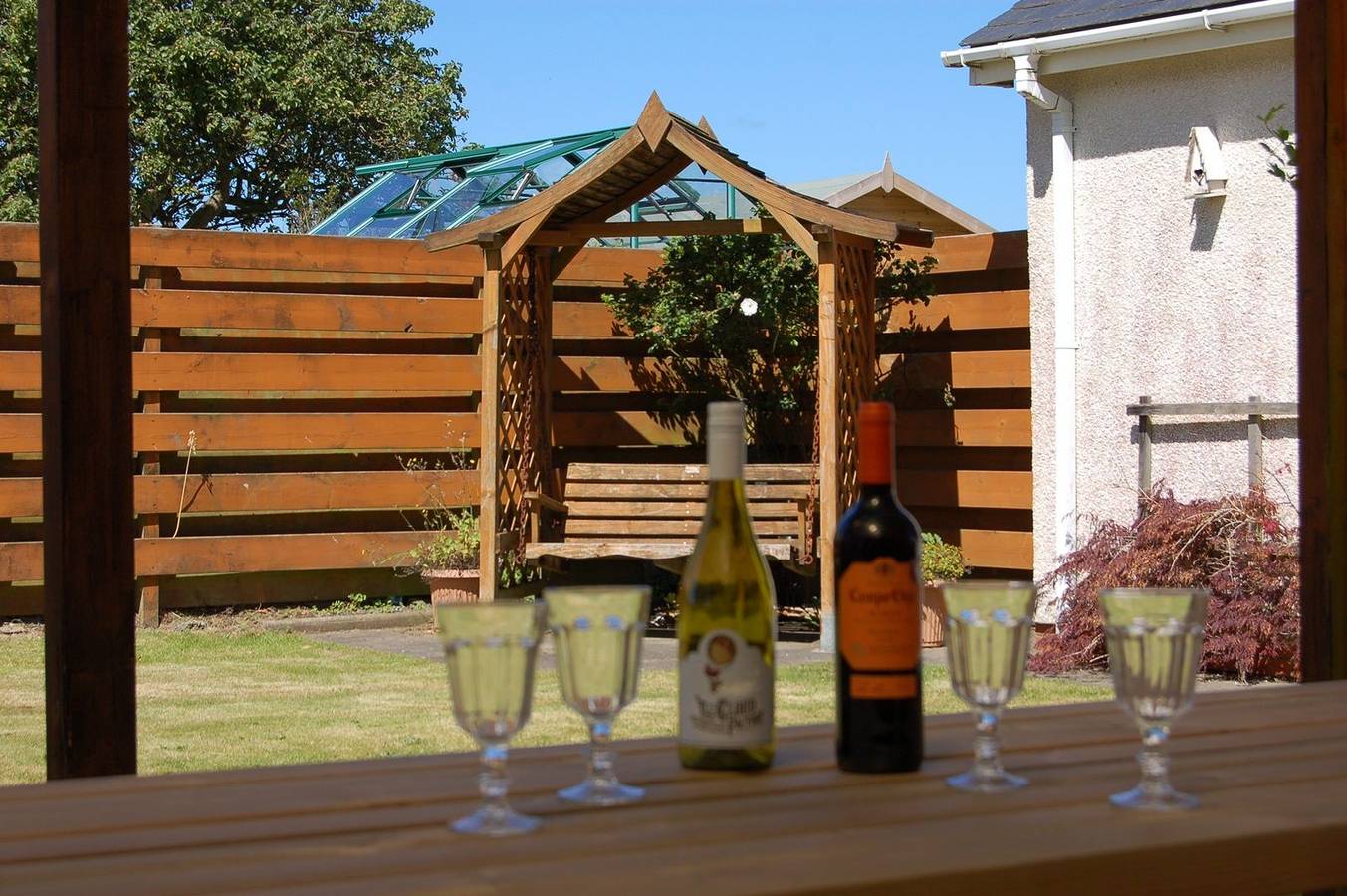 Angorfa Family Holiday Home With Games Room in Tywyn, Snowdonia