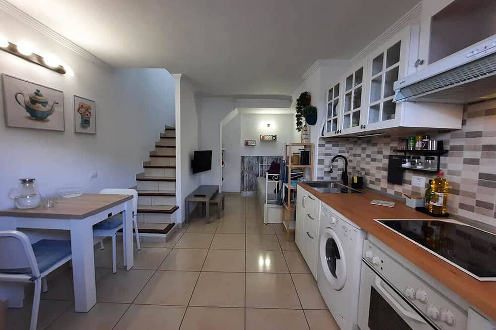 Acogedor Bungalow en Maspalomas Para Disfrutar del sol y la Tranquilidad in Sonnenland, San Bartolomé de Tirajana