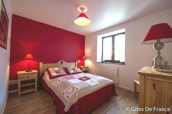 Gîte pour 2 personnes, avec jardin dans le Puy-de-Dôme - 2