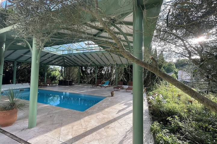 Maison de vacances pour 14 personnes, avec jacuzzi ainsi que jardin et sauna, animaux acceptés dans l' Eure