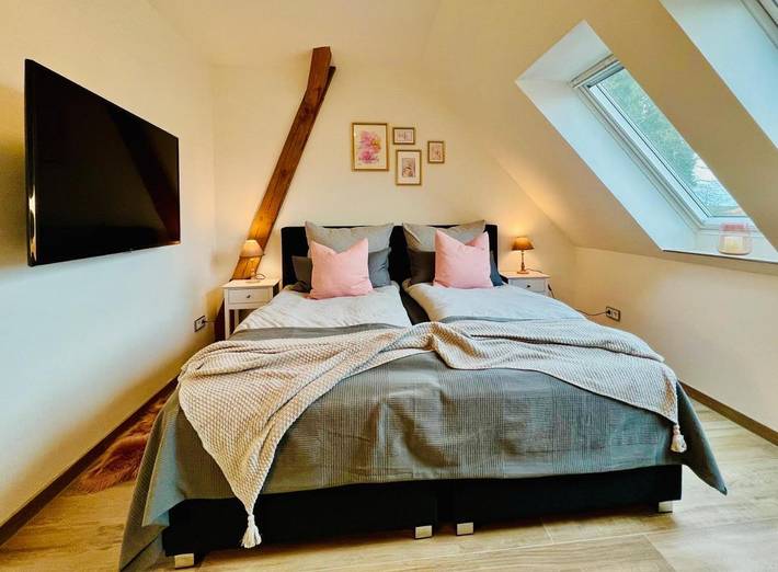 Ferienwohnung für 12 Personen, mit Ausblick und Seeblick sowie Garten und Sauna