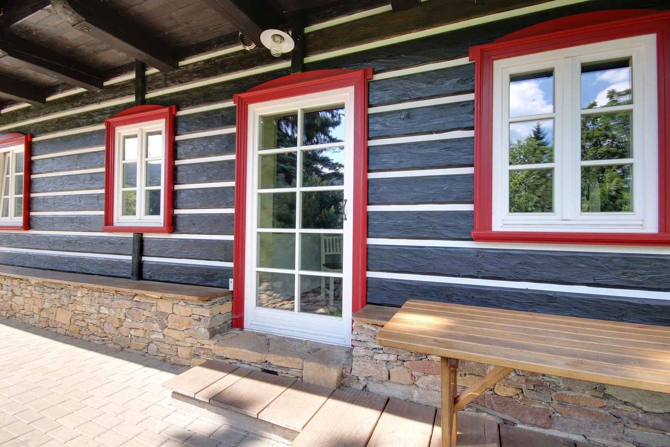 Ferienhaus mit stilvollen Holzmöbeln in Horní Maršov, Region Trautenau