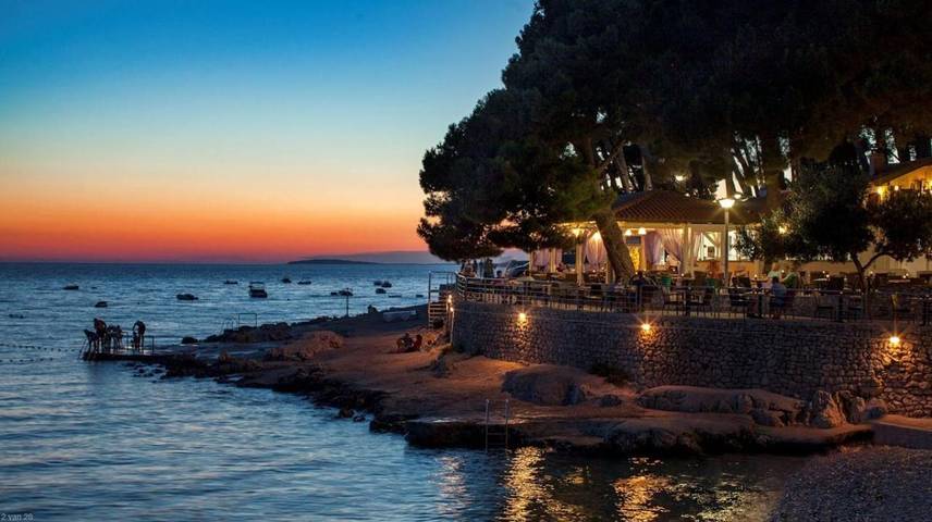 Tente pour 5 personnes, avec jardin ainsi que vue et piscine en Croatie - 4
