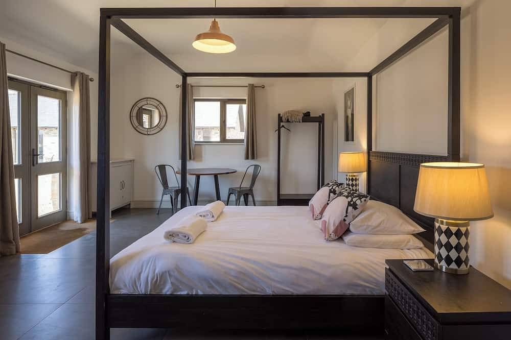 Stylish Studio, courtyard views, countryside location, 20 mins to Cambridge in Croydon (Cambridgeshire), Cambridgeshire