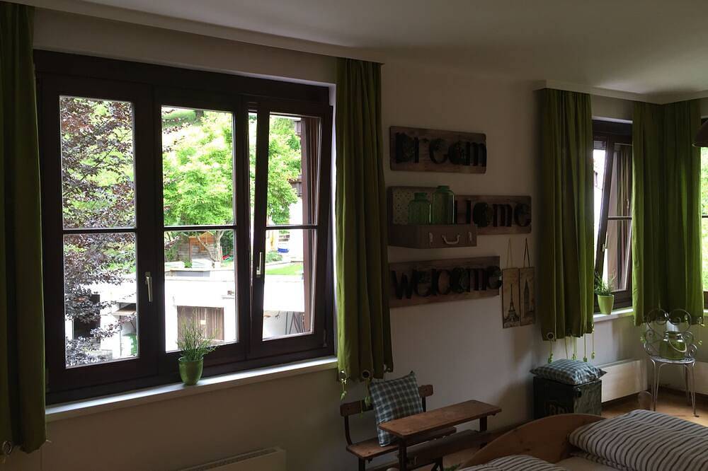 Ganze Wohnung, Ferienwohnung 5 - Ferienwohnungen in der Kaffeewerkstatt in Salzkammergut-Berge, Sankt Wolfgang im Salzkammergut