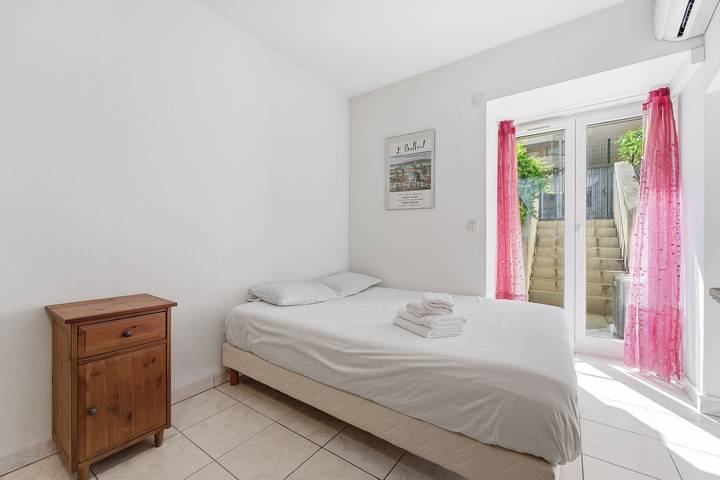 Appartement entier, Le Nid Mentonnais - À moins de 100 m de la plage in Menton, Côte méditerranéenne (France)