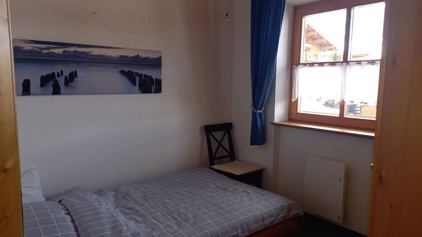 Ferienwohnung für 6 Personen, mit Balkon und Ausblick in Krimml - 2