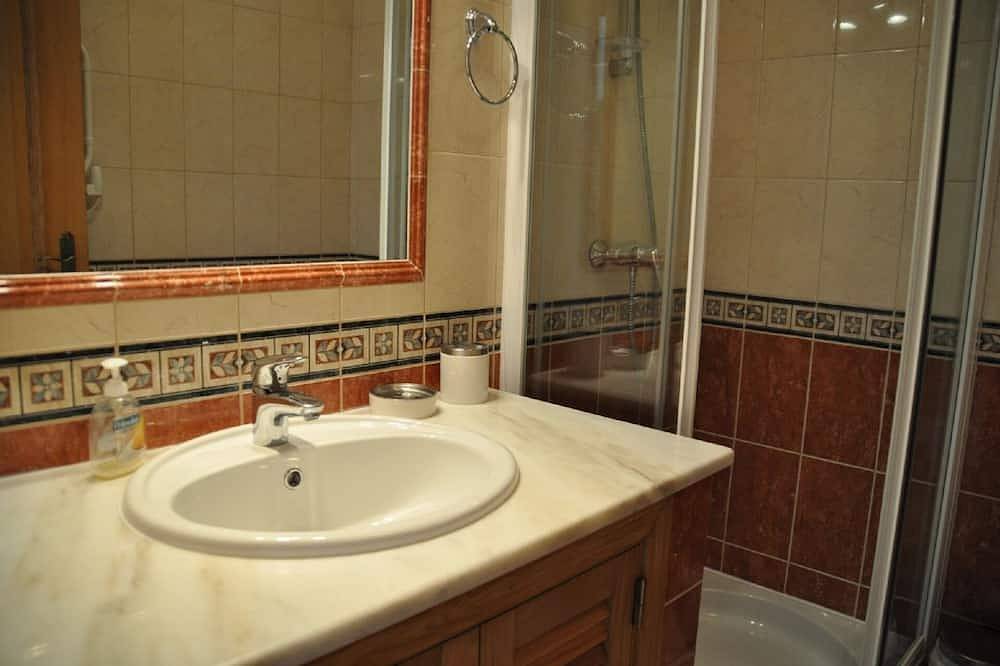 Prachtige villa met een prachtig uitzicht op de golfbaan en een eigen zwembad in Budens, Faro District