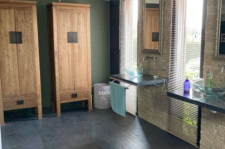 Location de vacances pour 5 personnes, avec jacuzzi ainsi que jardin et terrasse à Oudon - 4