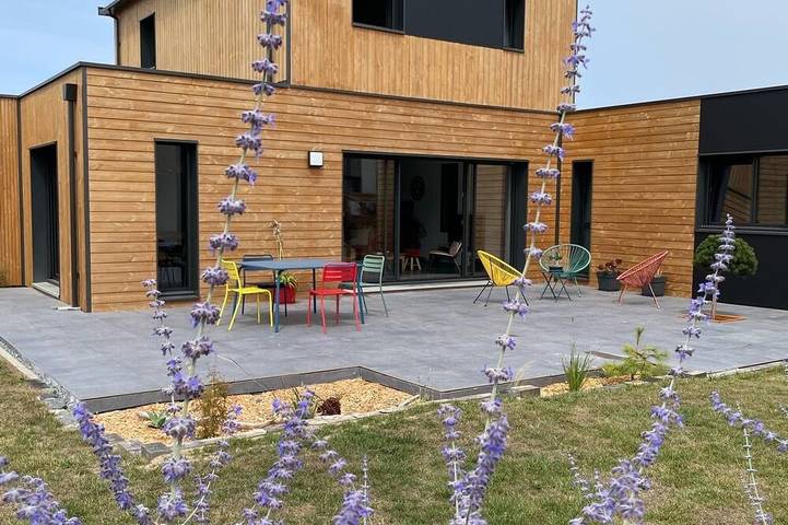 Location de vacances pour 8 personnes, avec jardin et terrasse dans Plage Traon Nevez Plouezoc H