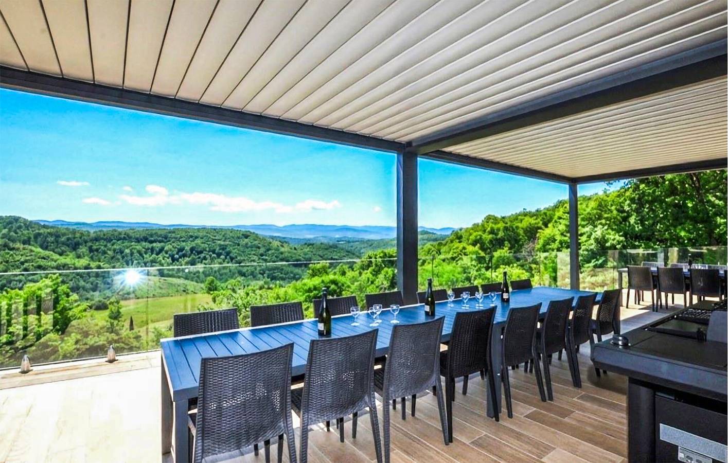 Charmant appartement de 250 m² avec piscine et jardin, à 2,5 km du Grand Hers in Sonnac-sur-l'Hers, Région de Limoux