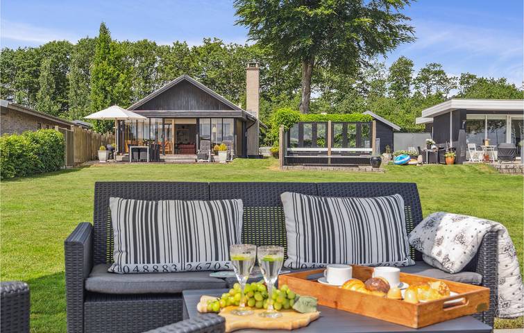 Ferienhaus für 6 Personen mit Garten in Sunds, Sunds Sø