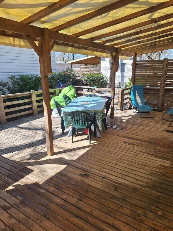 Camping pour 6 personnes, avec terrasse ainsi que jacuzzi et sauna en Ardèche - 2