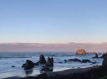 Vacation Home for 10 Guests in Bandon (Oregon), Oregon Coast, Picture 3