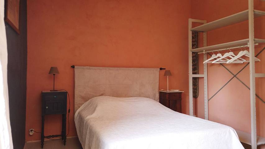 Chambre d’hôte pour 2 personnes, avec jardin dans le Var - 4