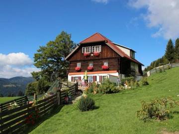 Ferienwohnung für 3 Personen, mit Pool und Garten in Murau