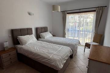 Villa for 6 People in Luz, Faro District, Photo 4