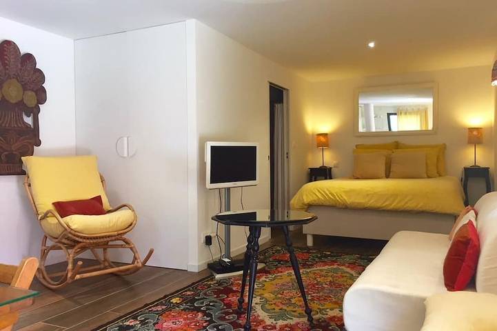 Gîte pour 2 personnes, avec jardin et terrasse dans Port de Sanary sur Mer - 3