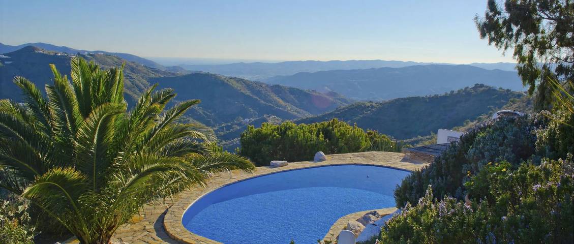 Chalet para 8 personas con terraza in Canillas de Aceituno, Provincia de Málaga