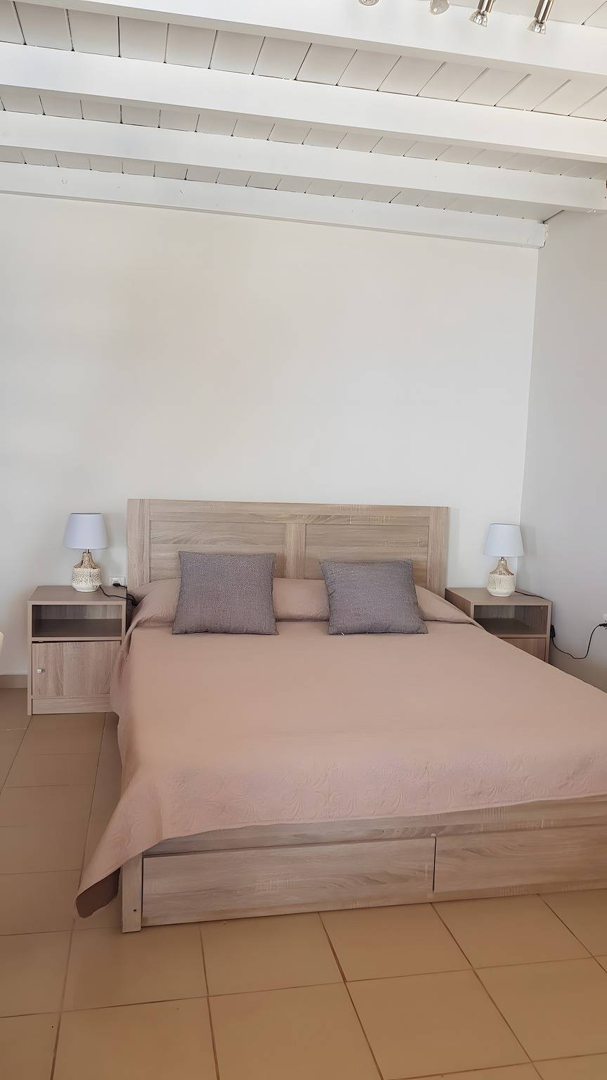 Country Green House a Lourdas — Rifugio Isolato nella Natura con Vista Mare in Cefalonia